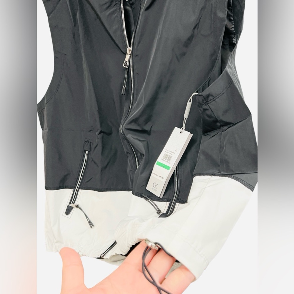 Calvin Klein performance vest - Picture 3 of 7
